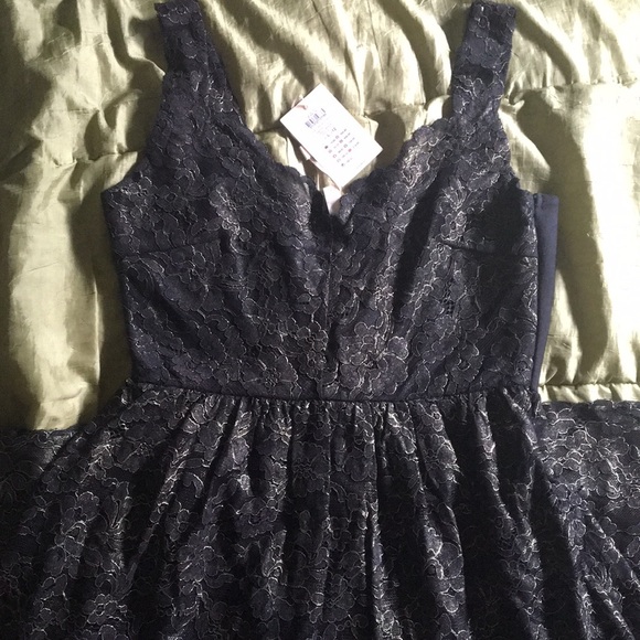 NWT, never worn! ASOS black & gold lace midi dress - Picture 5 of 8